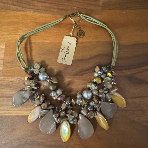 Shell & Glass Necklace Bundle (10) B1 - Picture 5 of 11